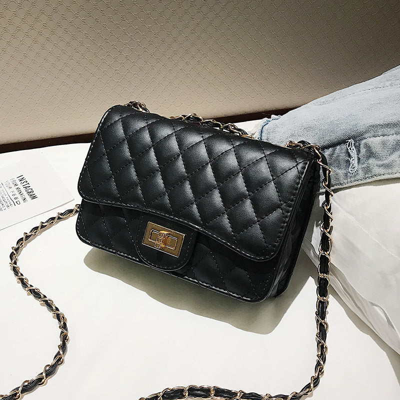 Women's Fashionable Korean Diamond Chain Classic Style Bags