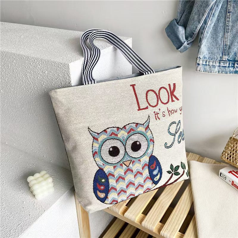 Women's Retro Fashion Illustration Embroidered Large Capacity Tote Bags