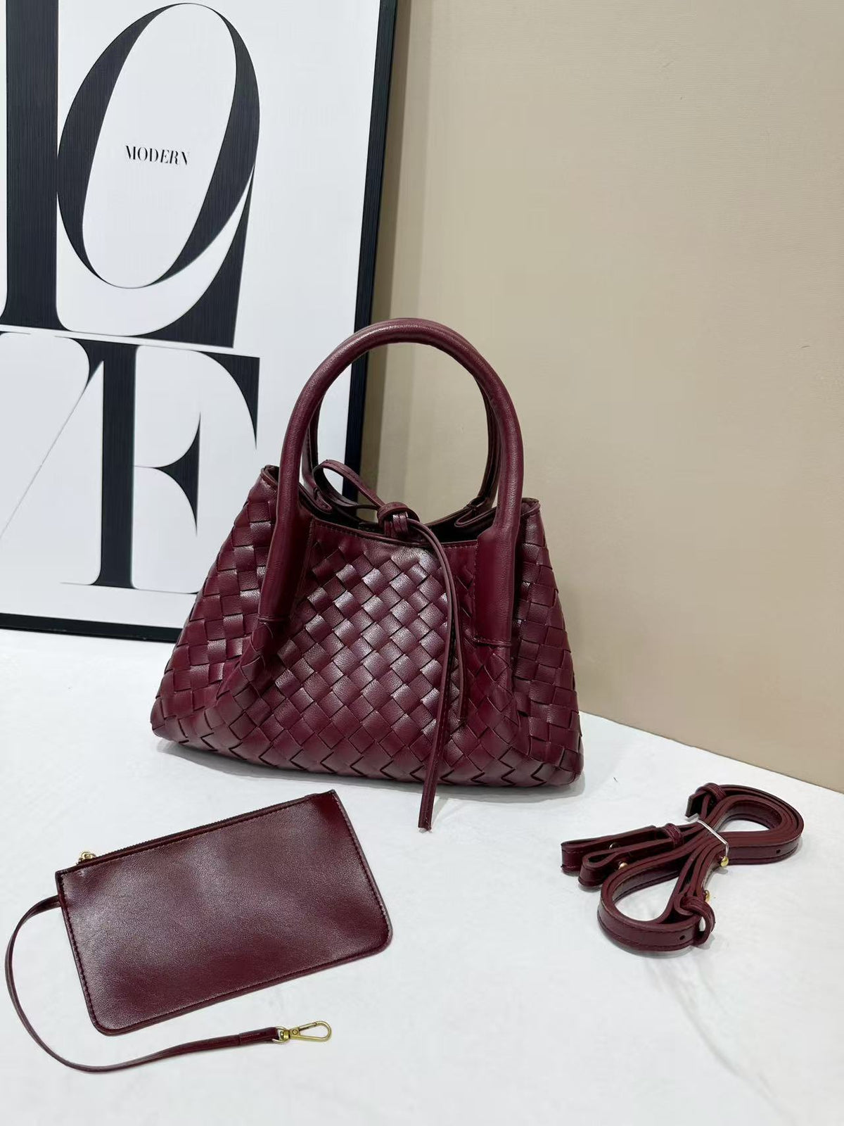 Popular Innovative Pretty Cowhide Hand-woven High-grade Women's Handbag