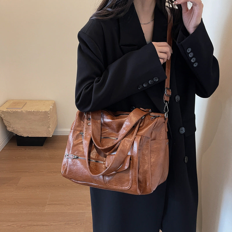 Women's Charming Fashion Retro Large Capacity Shoulder Bags