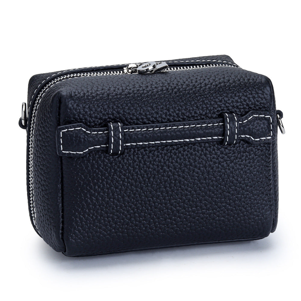 Women's Genuine Leather Chain Fashion Large Capacity First Women's Messenger Bag