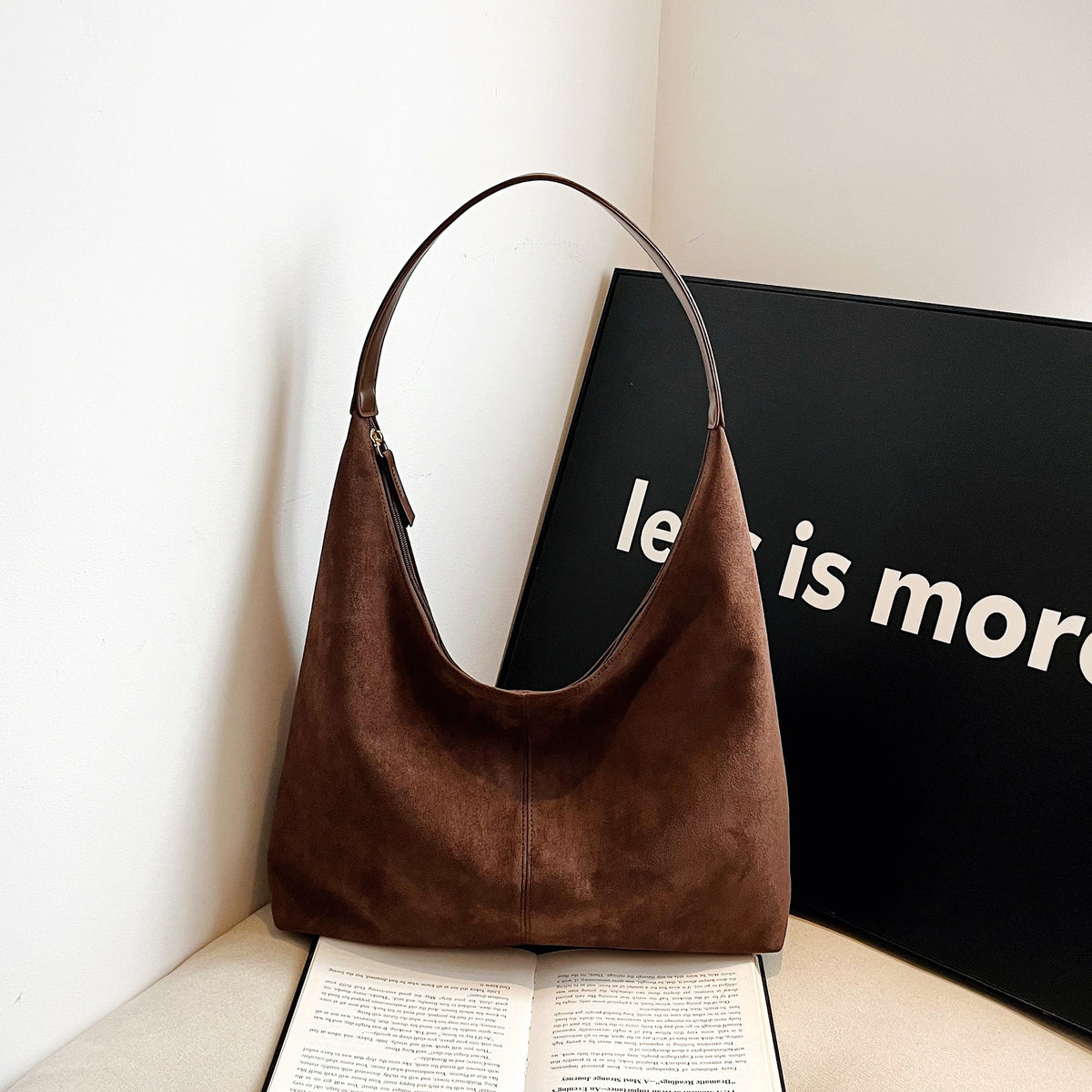 Large Capacity Retro Frosted Underarm Simple Fashion Women's Shoulder Bag