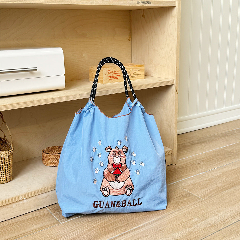 Women's Underarm Shopping Exquisite Embroidered Waterproof Nylon Women's Handbag