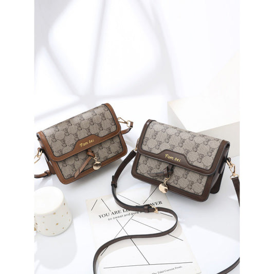 Women's Popular Summer Fashion Stylish Textured Minority Shoulder Bags