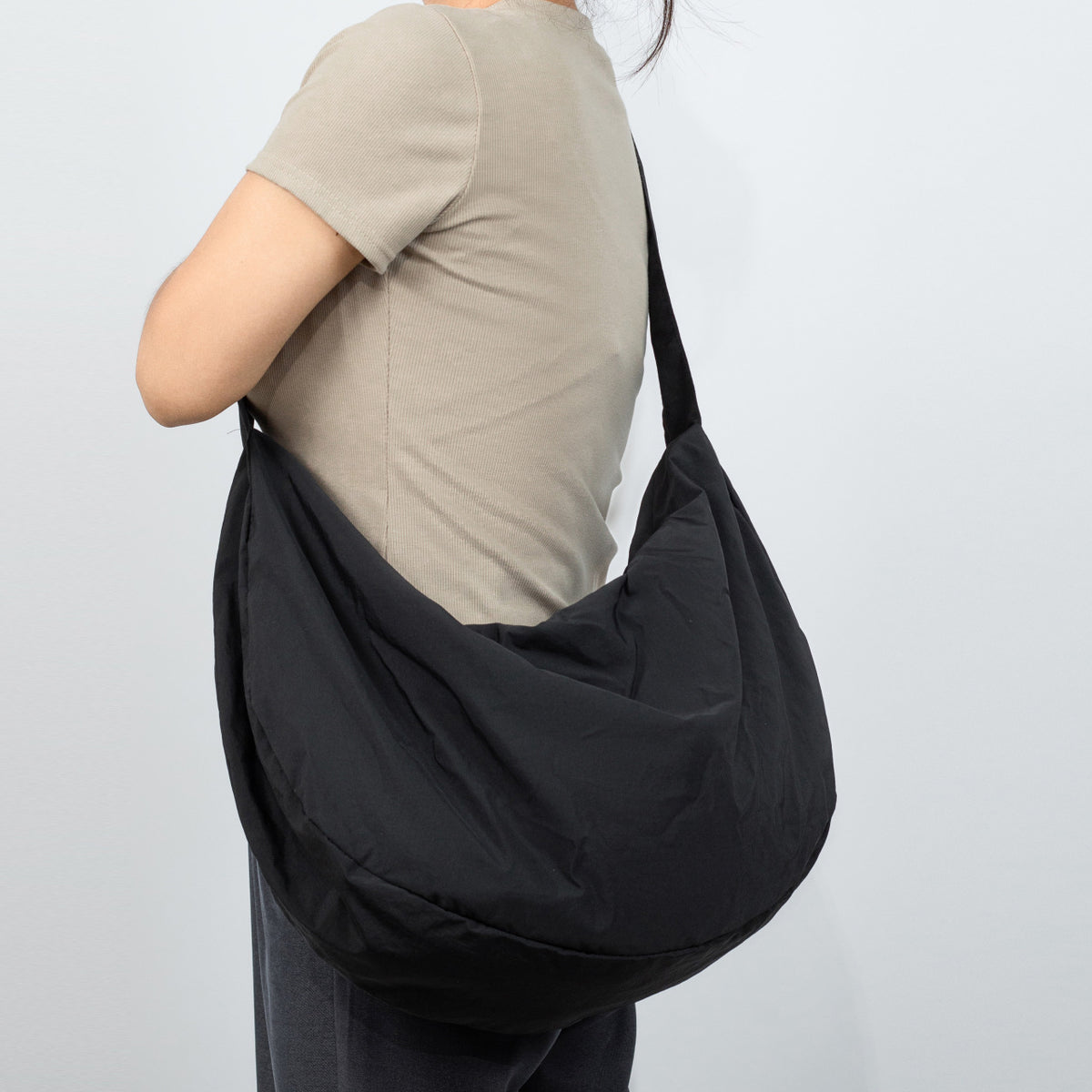 Unisex Large Capacity Macaron Color Dumpling Commuter Bags