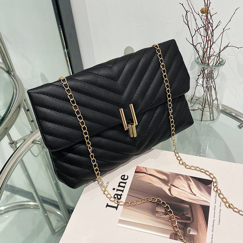 Women's Embroidered Chain Diamond Pattern Korean Style Bags