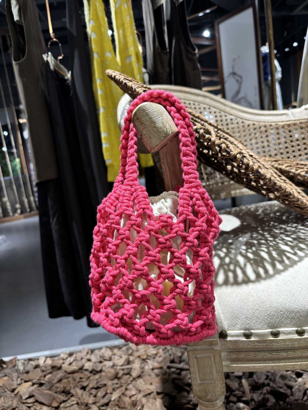 Cute Texture Solid Color Round Hand-woven Handbags