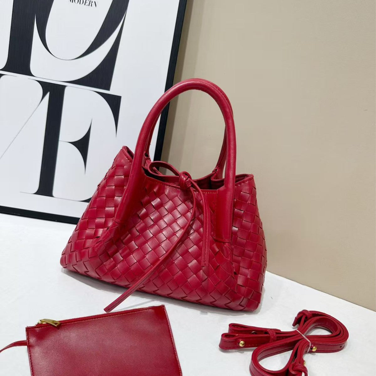 Popular Innovative Pretty Cowhide Hand-woven High-grade Women's Handbag