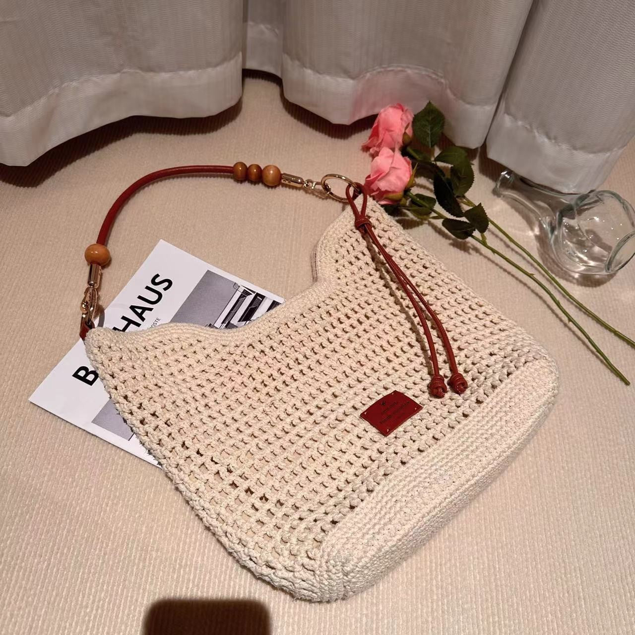 Women's Style Woven Vacation Retro Rattan Large Capacity Shoulder Bags