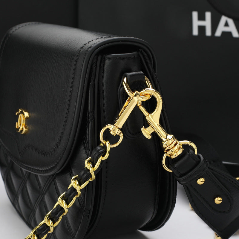 Women's Leather Portable Saddle Classic Style Diamond Chain Cowhide Women's Messenger Bag
