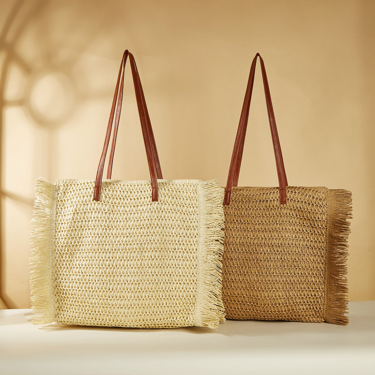 Women's Tassel Straw Woven Large Capacity Totes Vacation Style Portable Women's Shoulder Bag