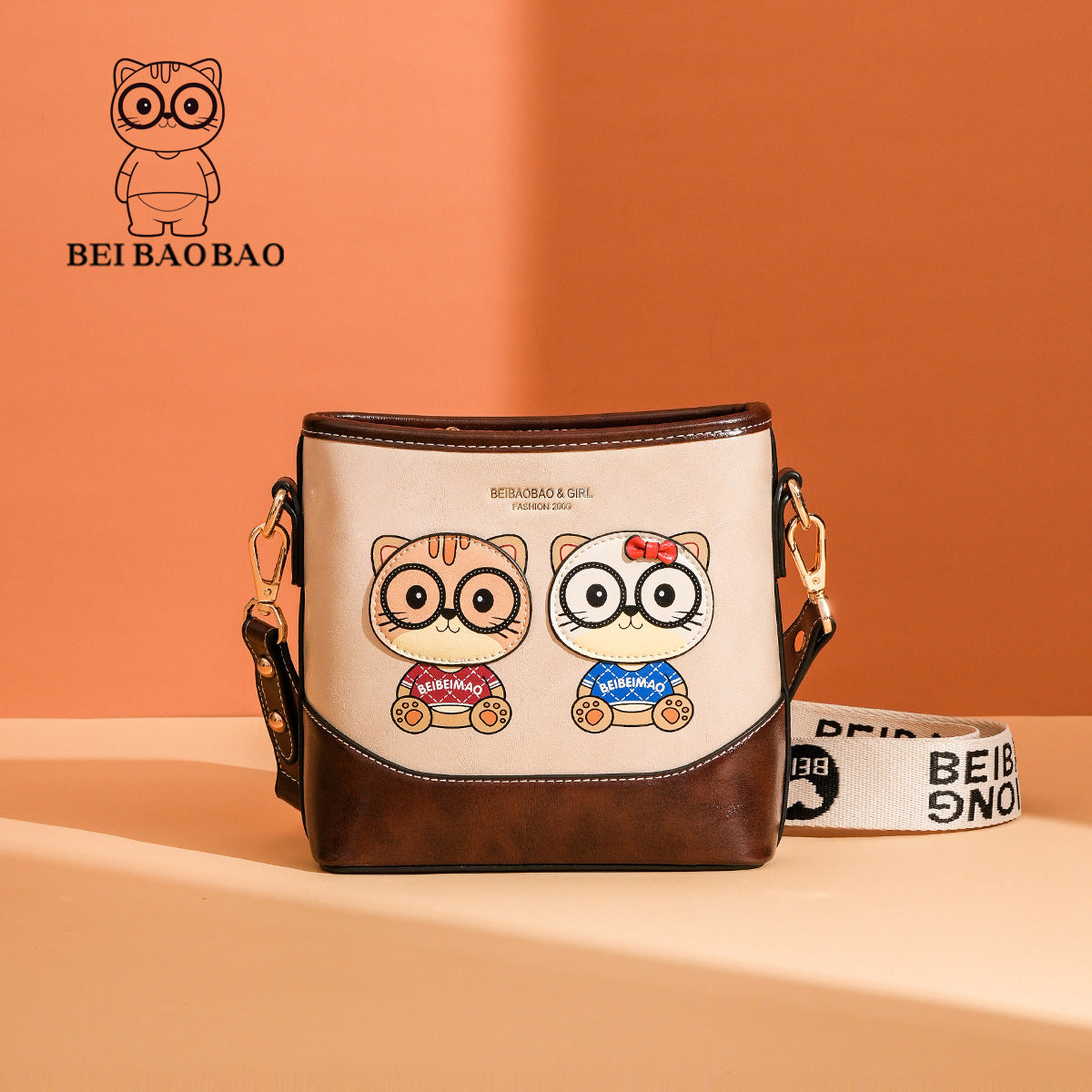 Source Fashion Popular One Light Luxury Women's Messenger Bag
