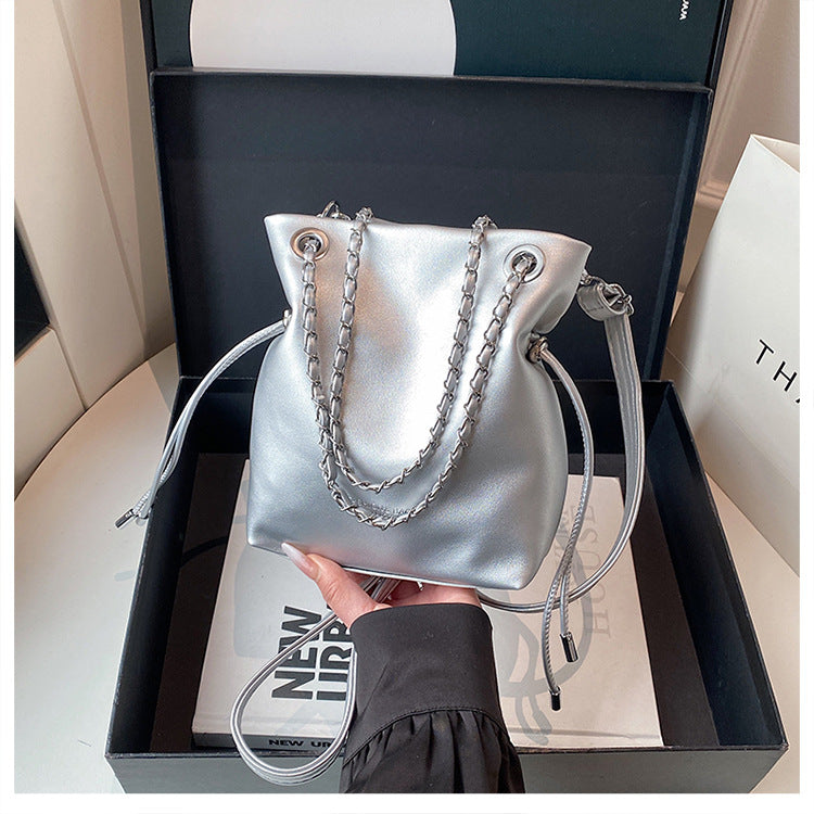 Women's Pure Color Beautiful Spring Chain Stylish Textured Commuting Women's Shoulder Bag