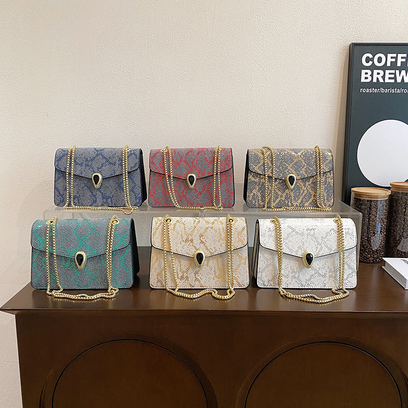 Comfortable Women's Snake Pattern Vintage Chain Women's Messenger Bag