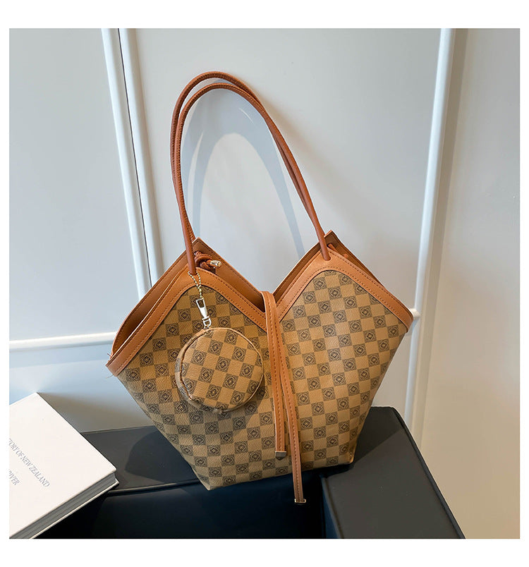 Texture Large Capacity Retro Affordable Luxury Fashion Women's Shoulder Bag