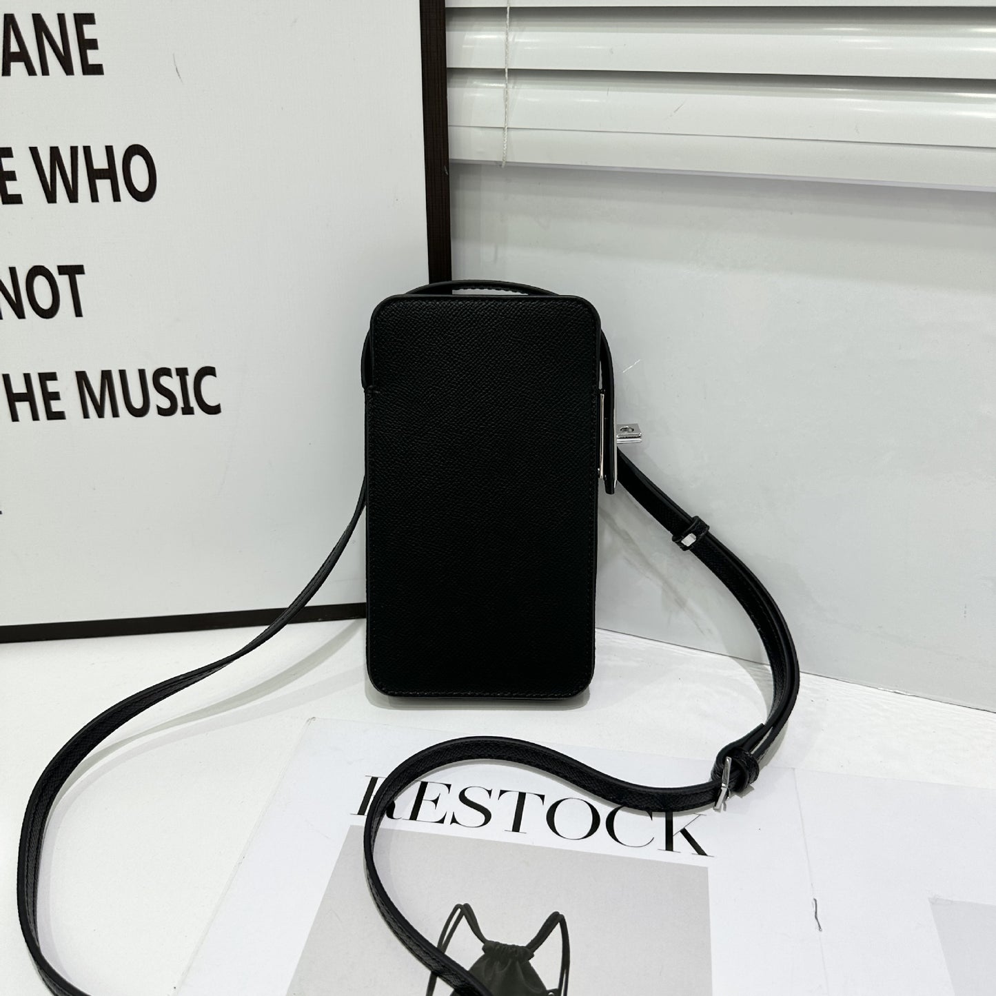 Fashion Mobile Design Trendy Simple Mini Bags