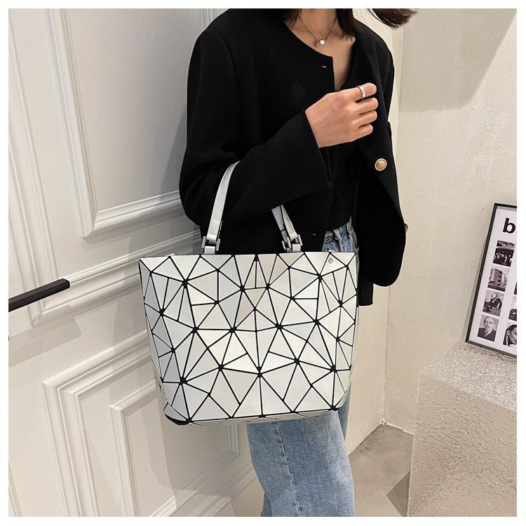 Women's Korean Fashion Solid Color Geometric Pattern Crossbody Bags
