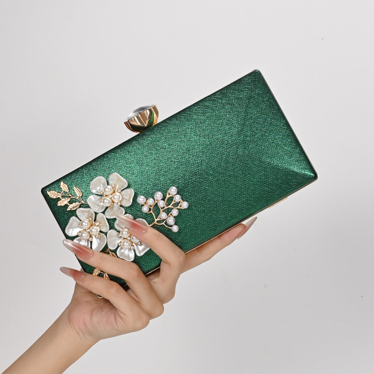 Trendy Pearl Dinner Bride Dress Garment Evening Bags