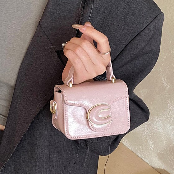 Women's Retro Mini Stylish Good Texture Western Women's Shoulder Bag