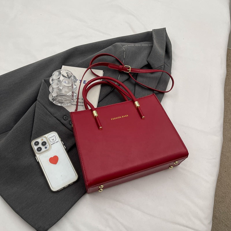 One Large Capacity Simple Solid Color Stylish Women's Messenger Bag