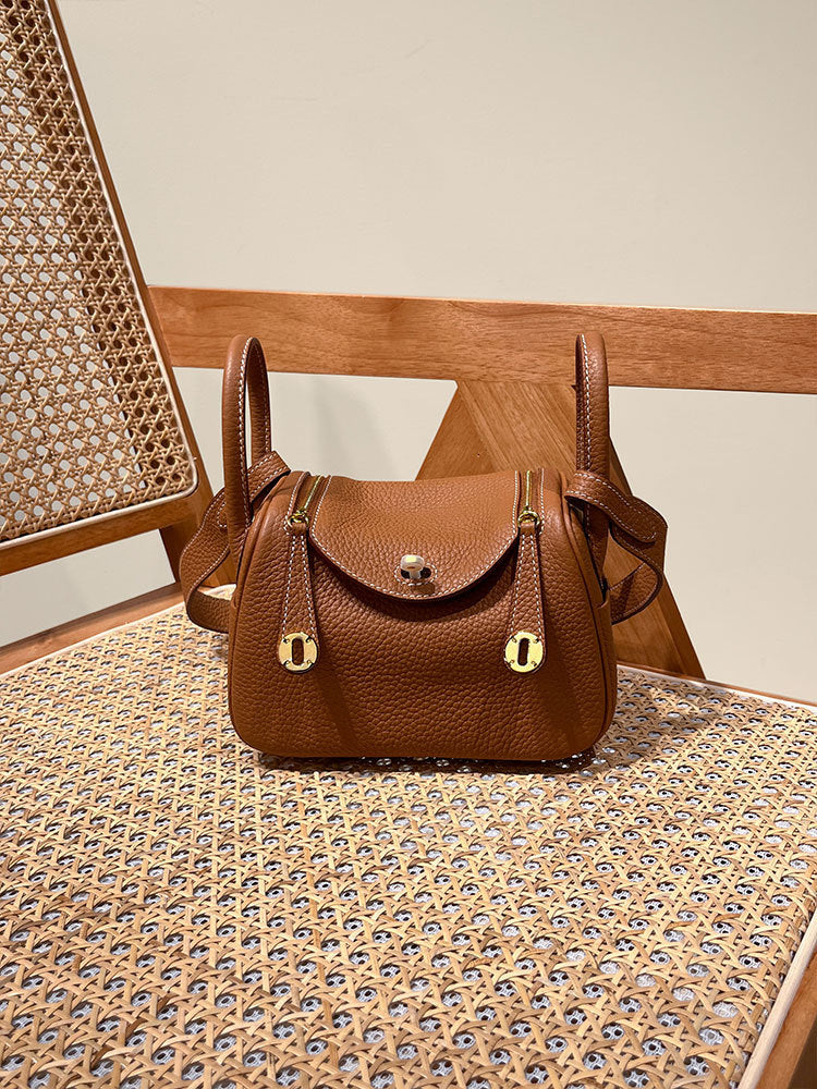 Large Capacity Underarm Lindy Doctor Leather Crossbody Bags