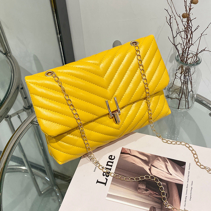 Women's Embroidered Chain Diamond Pattern Korean Style Bags