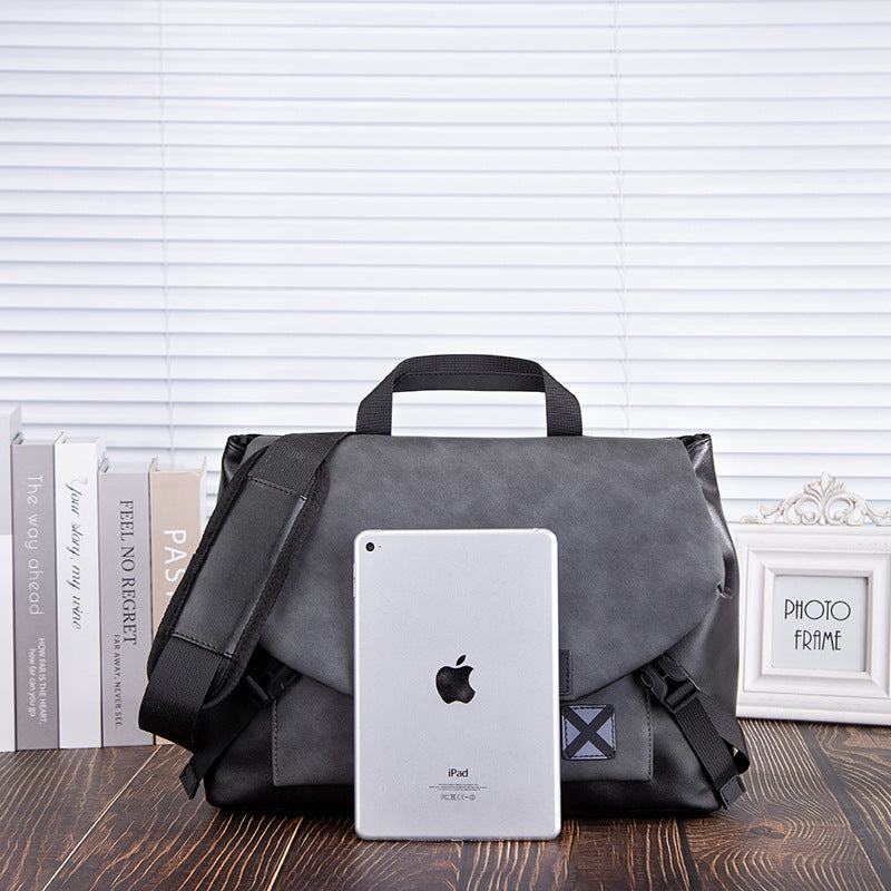 Men's Simplicity Contrast Color Fashion Large Capacity Men's Messenger Bags