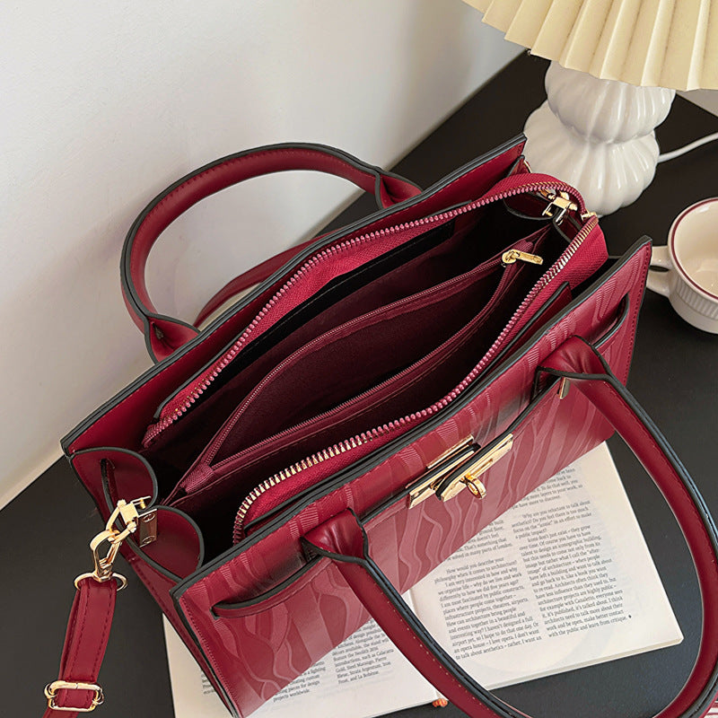 Women's Hand Holding Large Capacity Red Bridal Handbags