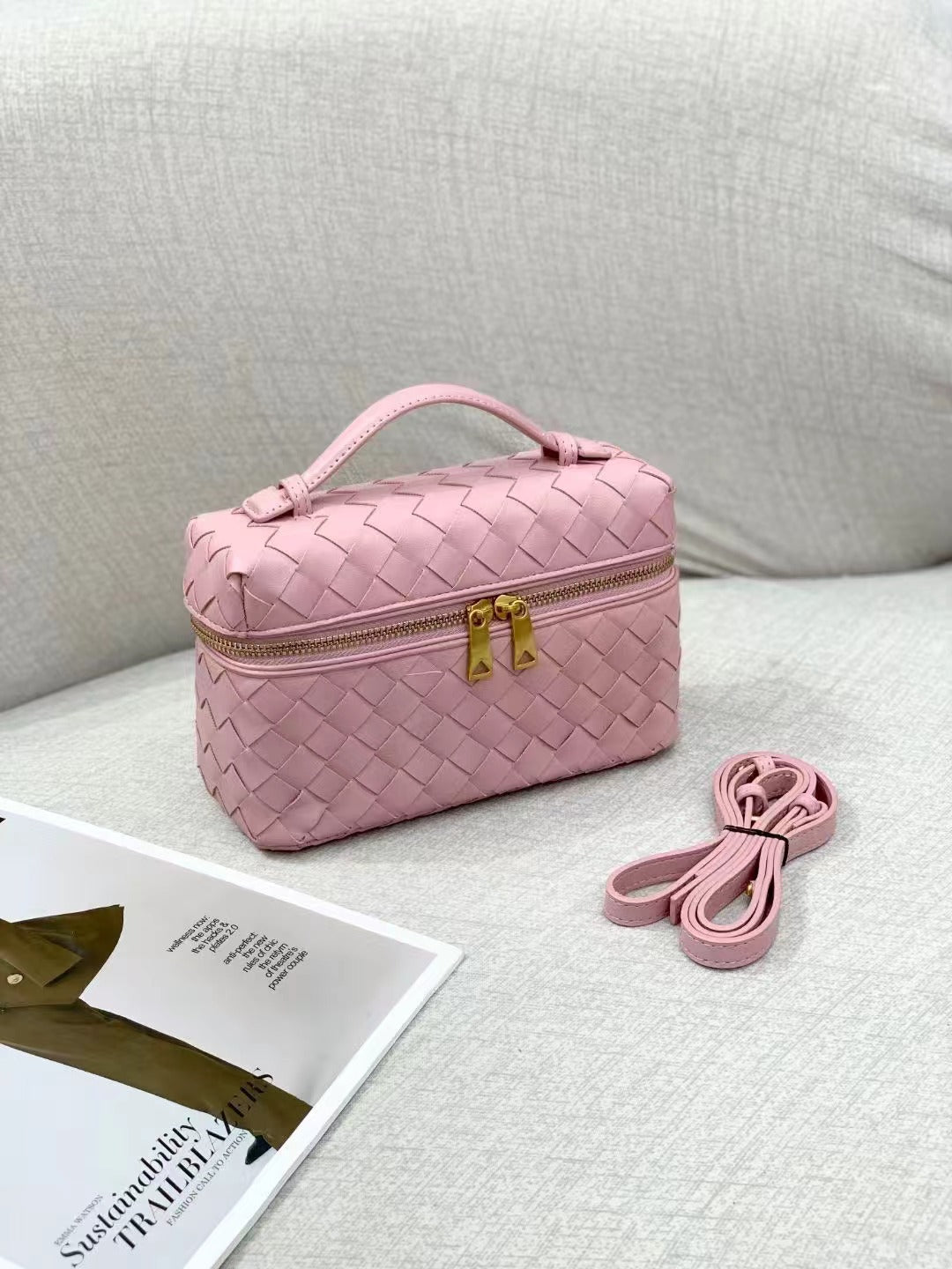 Elegant Box Rhombus Chain Western Fashion Women's Handbag