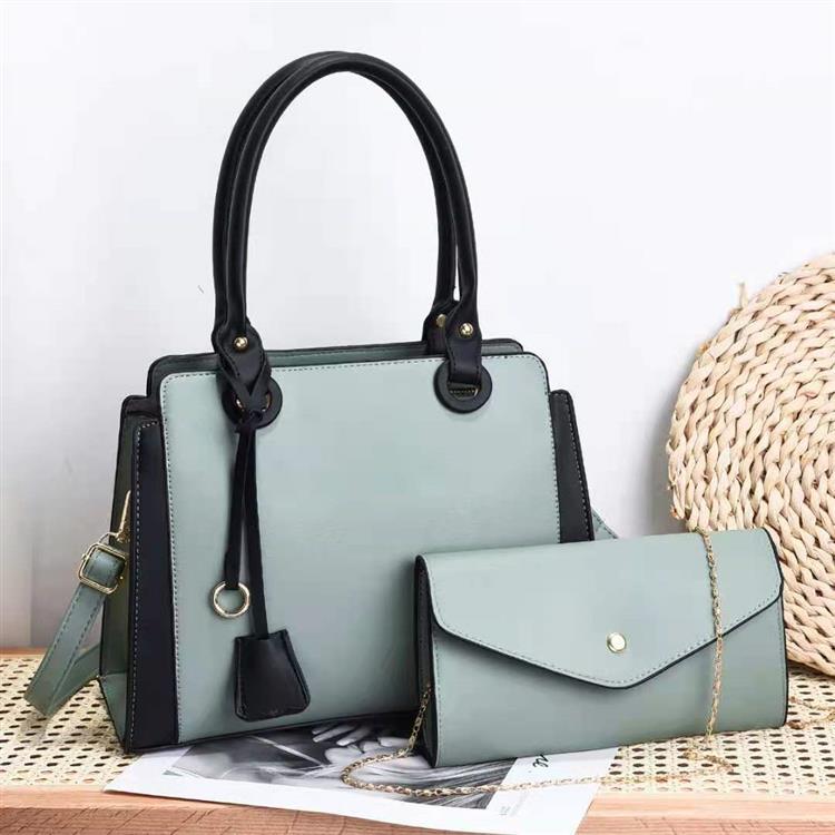 Women's Contrast Color Large Capacity Combination One Handbags