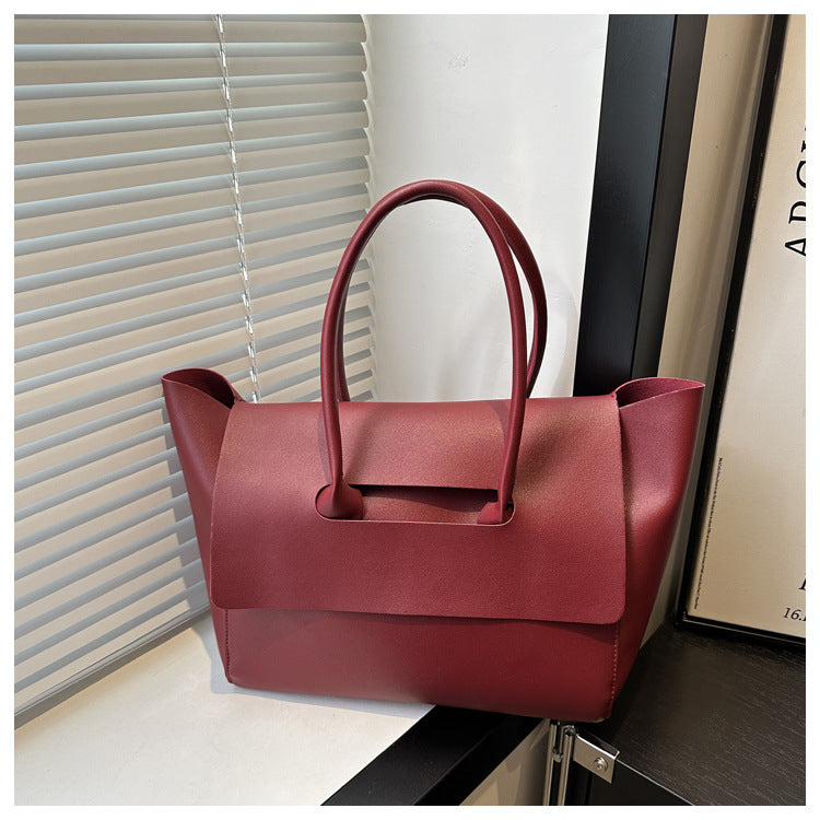 Women's Large Capacity Retro Fashionable Stylish Pure Color Simple Commuter Handbags