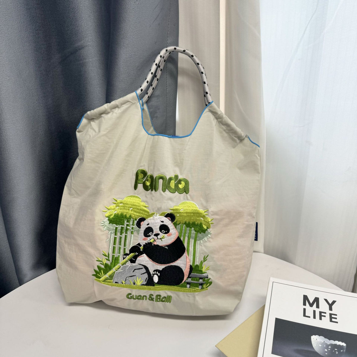 Women's Nylon Embroidered Fashion Niche Large Capacity One Women's Shoulder Bag