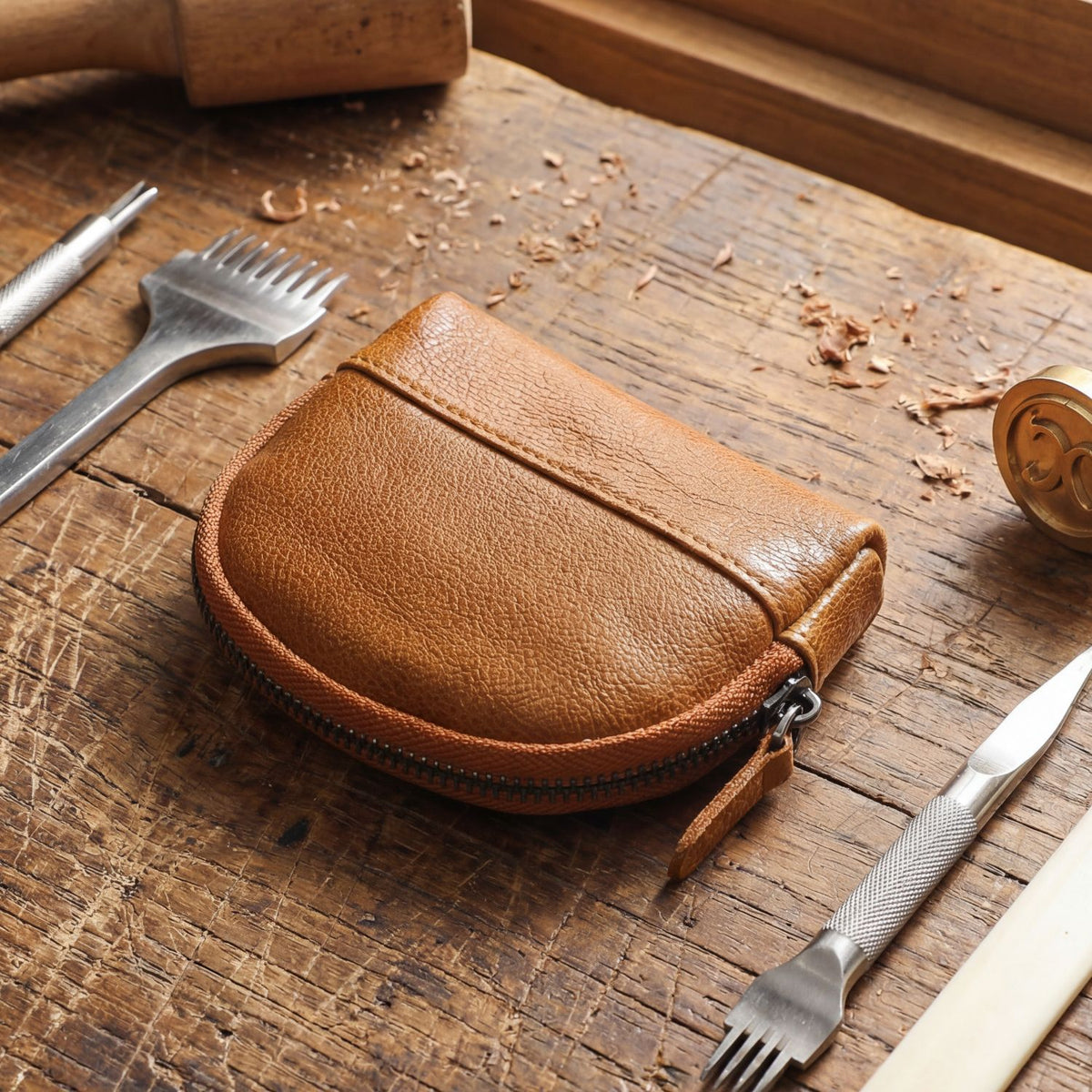 Women's & Men's Retro Vegetable Tanned Leather Cowhide Large Capacity Zipper Coin Purses