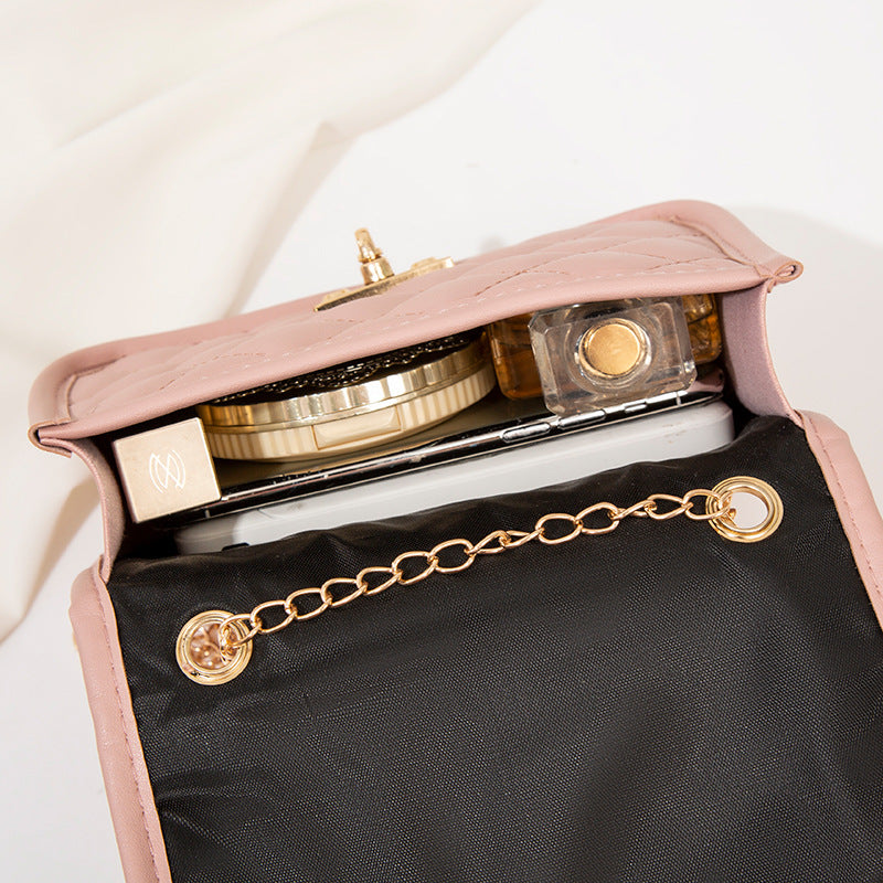 Elegant Beautiful Women's Saddle Thread Chain Lock