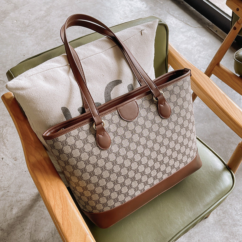 Women's Fashion Retro High Texture Commuter Large Women's Messenger Bag