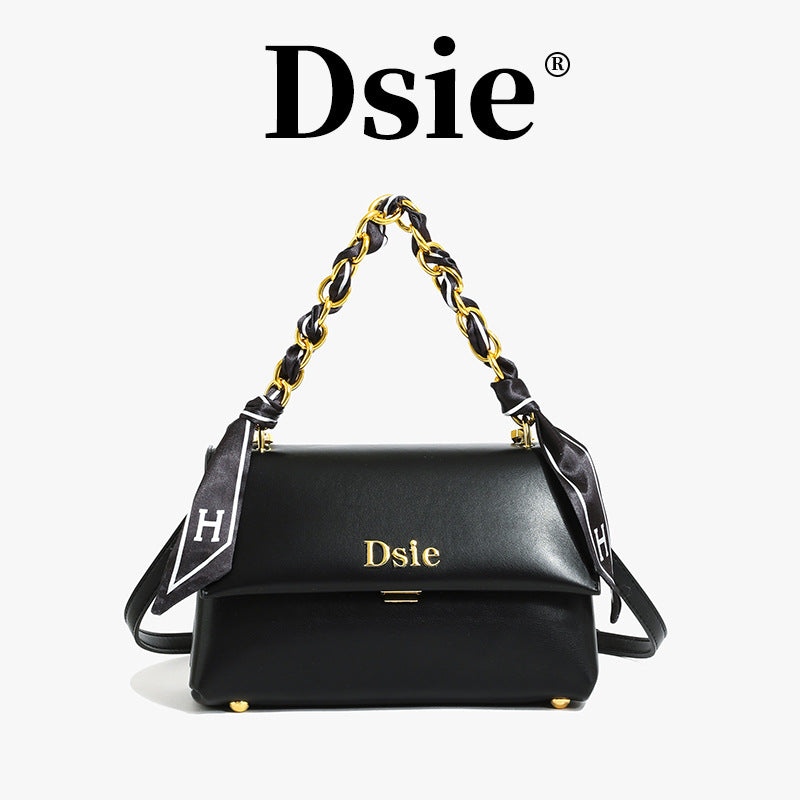 Fashion Retro Underarm Niche High-grade French Stick Chain Shoulder Bags