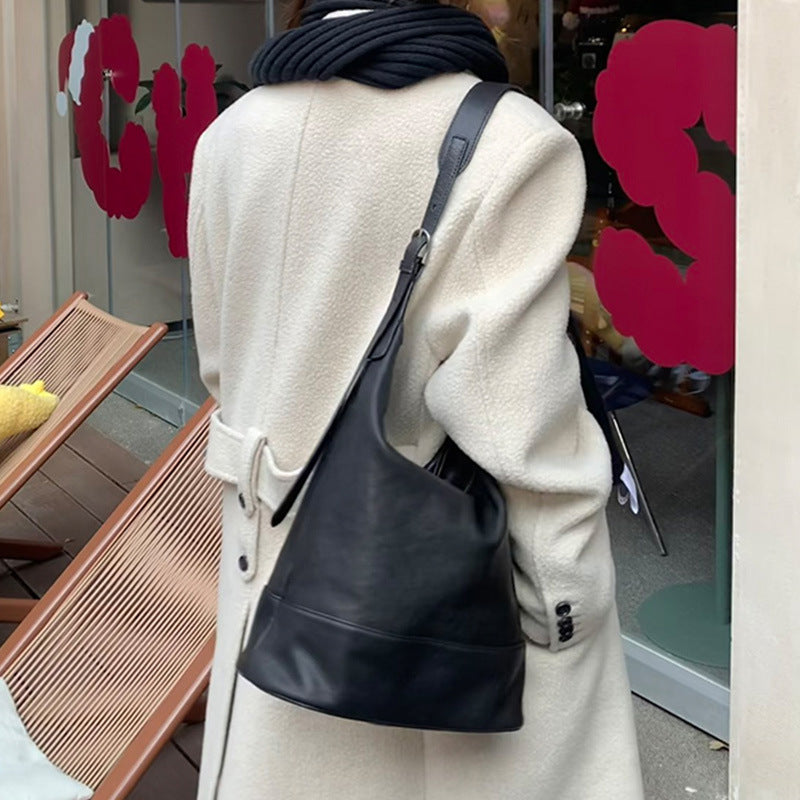 Layer Vegetable Tanning Leather Binaural Large Capacity Totes Commuter Women's Shoulder Bag