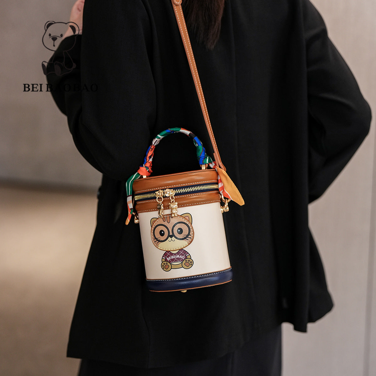 Women's Source Street Trend Round Mobile Women's Messenger Bag