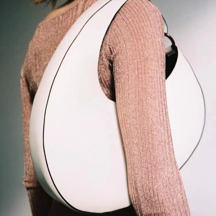 Italy Design Trendy Personalized Crescent-shaped Large Shoulder Bags