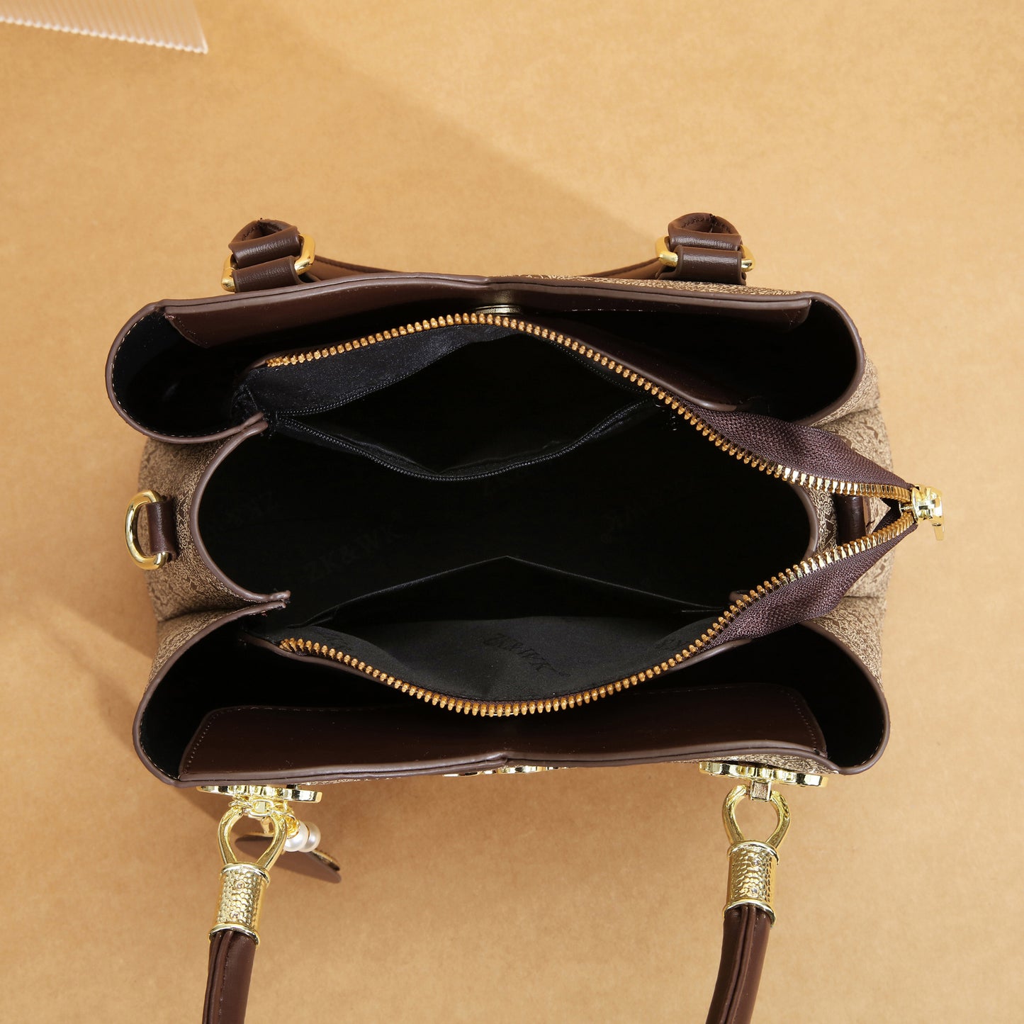 Women's High-grade Retro Large Capacity Printed Fashion Shoulder Bags