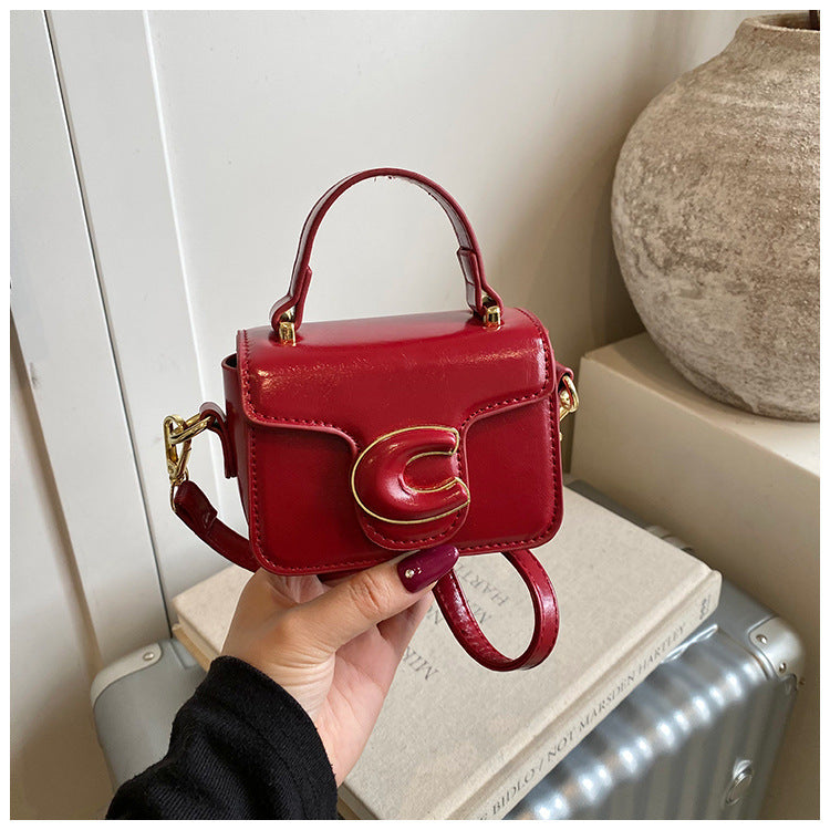Women's Retro Mini Stylish Good Texture Western Women's Shoulder Bag