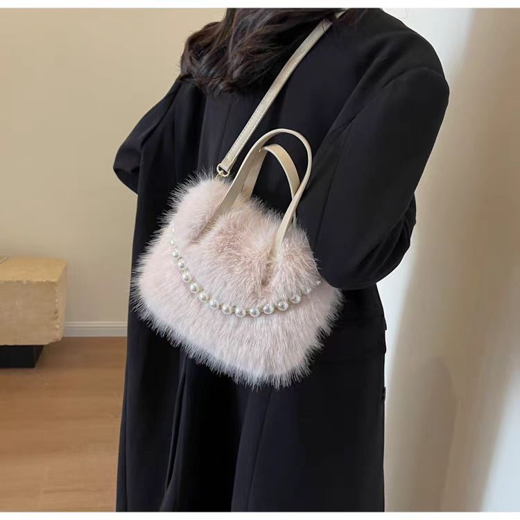 Women's Furry Fashion Pearl Plush High Texture Small Square Bags