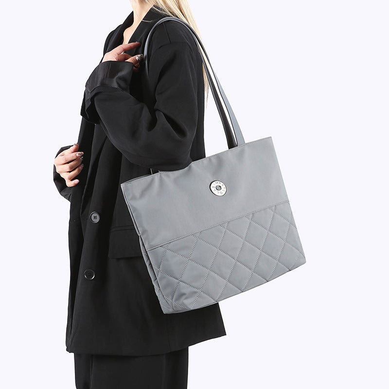 Women's Large Capacity Affordable Luxury Fashion Vintage Women's Shoulder Bag