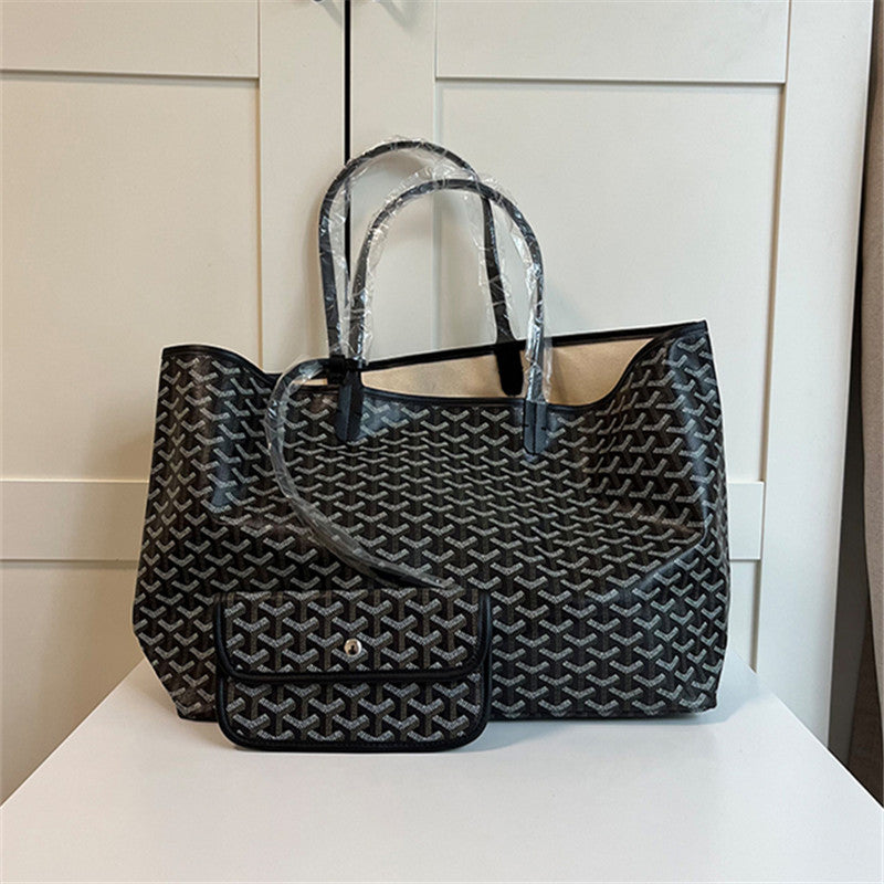 Women's Limited Commuter Letter Printing Large Capacity Shoulder Bags