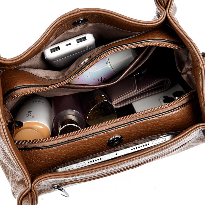 Women's Retro Large Capacity High Sense Portable Women's Shoulder Bag