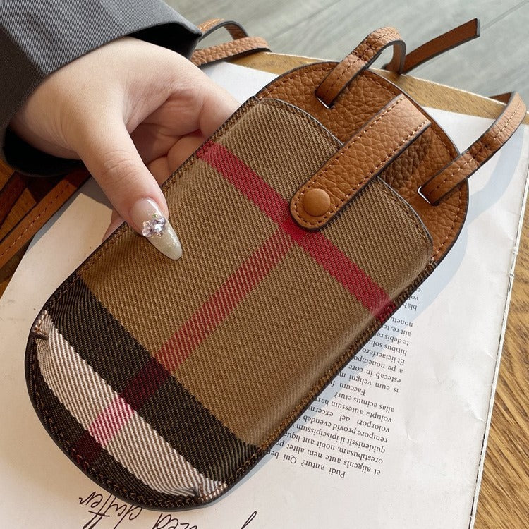 Mobile Light Luxury Genuine Leather Classic Lightweight Clamp Bags