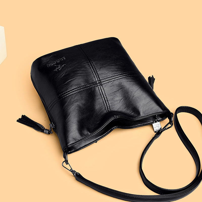 Women's Attractive Kangaroo Simple Fashion Mom Crossbody Bags