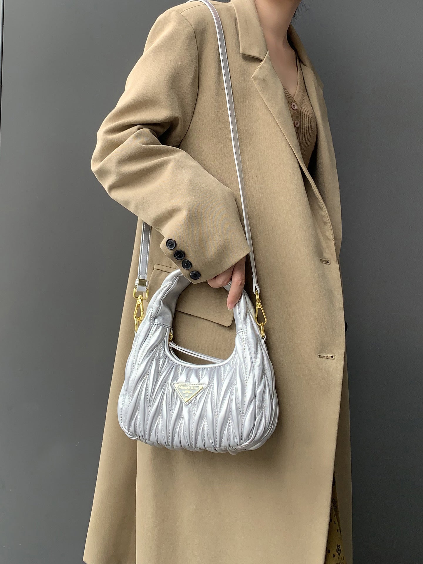 Women's Design Spring Exquisite High-grade Pleated Underarm Handbags