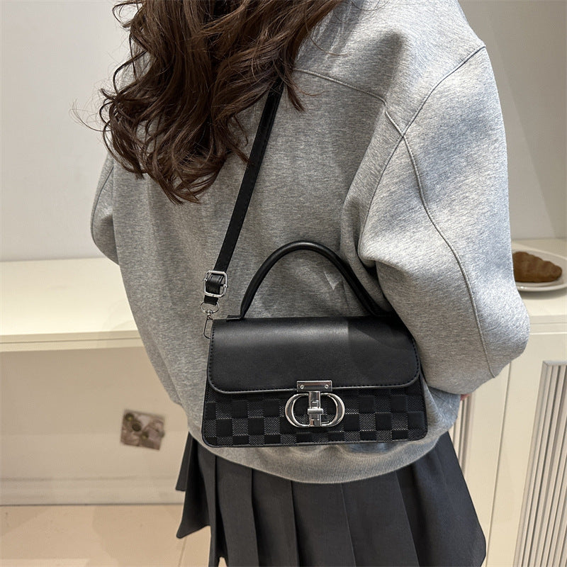 Textured Solid Color Retro Lady Temperament Commuter Women's Shoulder Bag