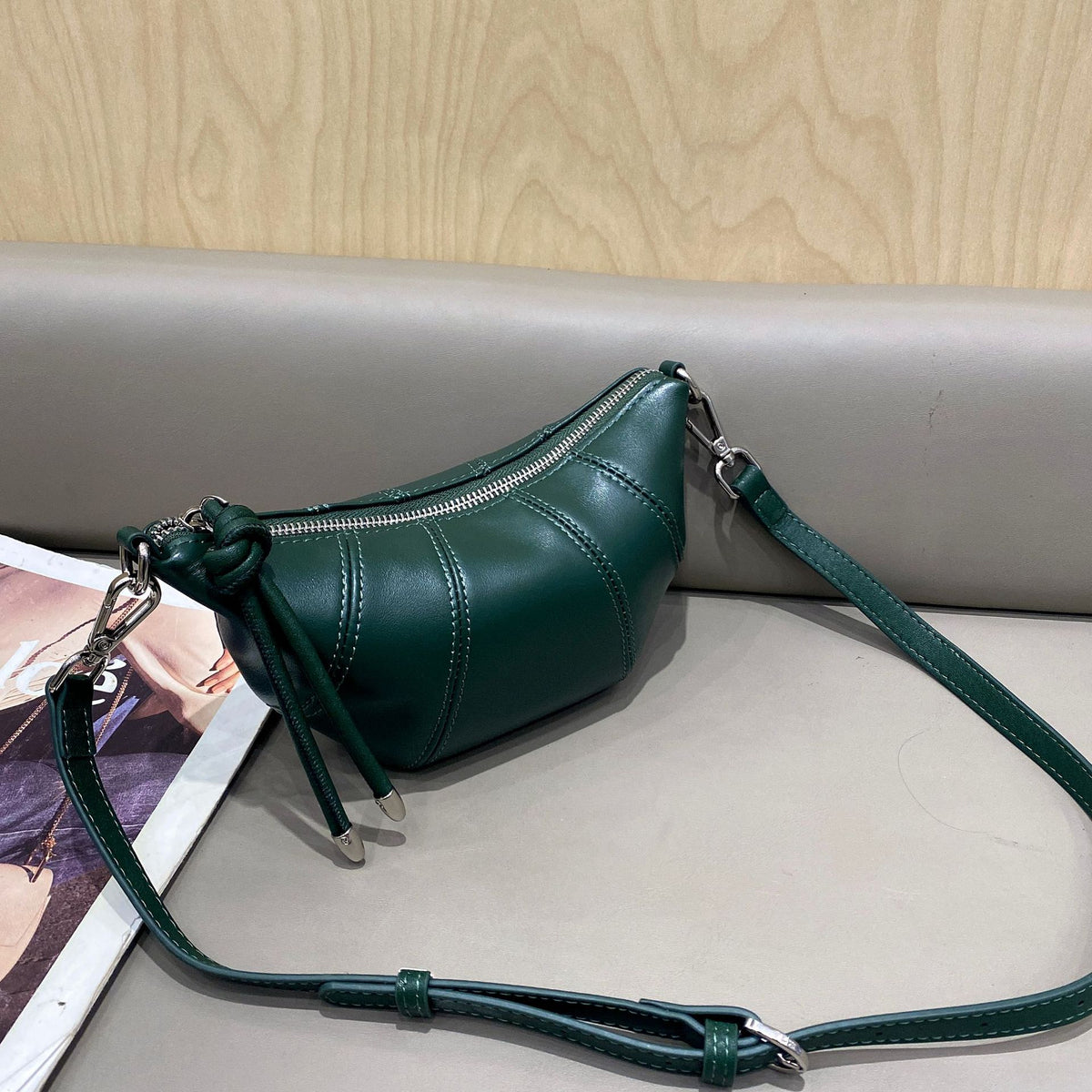Women's First Layer Cowhide Horn Versatile Change Shell Fashion Classical Soft Handbags